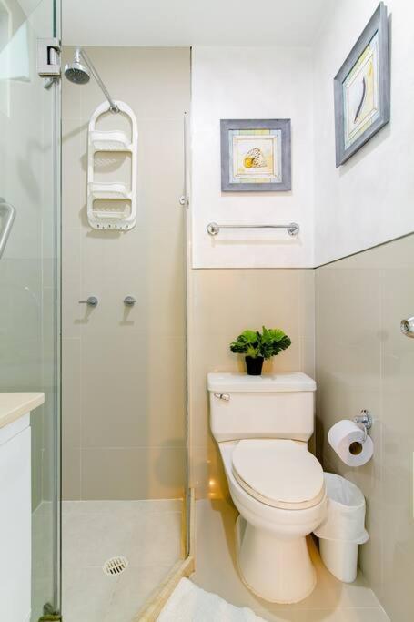 Hermoso Con Todas Comodidades Acceso Directo A La Playa Morros Epic Sector La Boquilla Cumple Protocolos De Bioseguridad * Cartagena